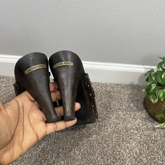 Michael Kors Platform Clogs Size 9 M Brown Leather Mule Wooden Studs - Picture 6 of 8